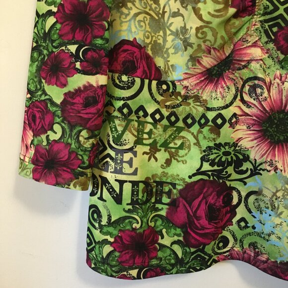 Y2K 'Save The World' Retro Flowers + Text Printed Mesh Top - Picture 5 of 16